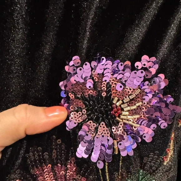 NWT Elliatt black sequin floral velvet Cljo gown - Picture 11 of 12